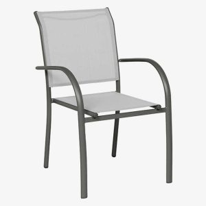 Vue de trois-quarts du fauteuil PIAZZA