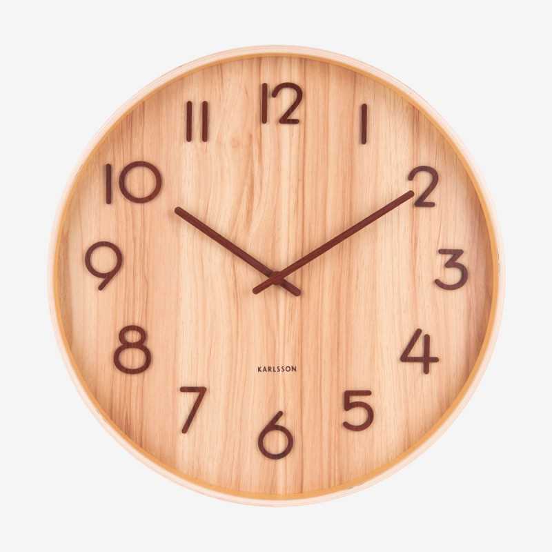 Vue de face de l'horloge PURE